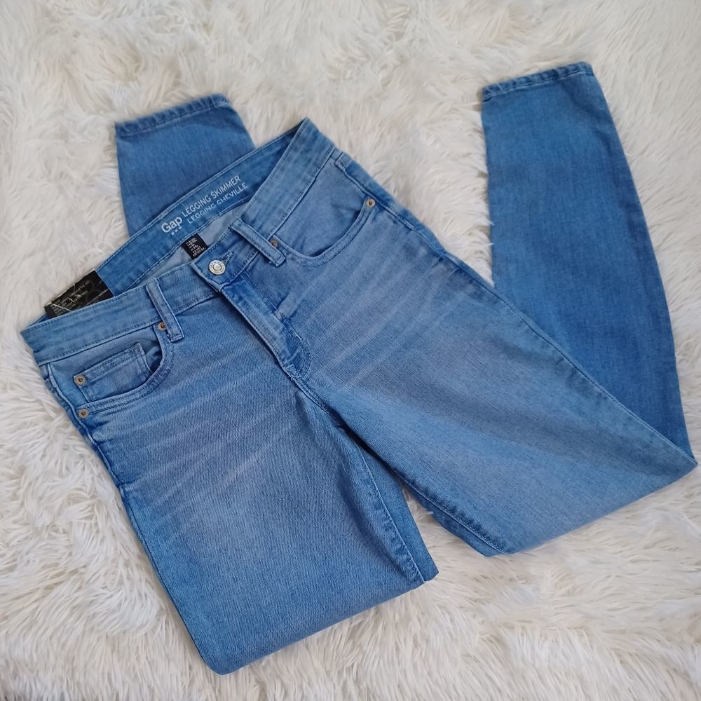 Gap Legging Skimmer Jeans , NWT